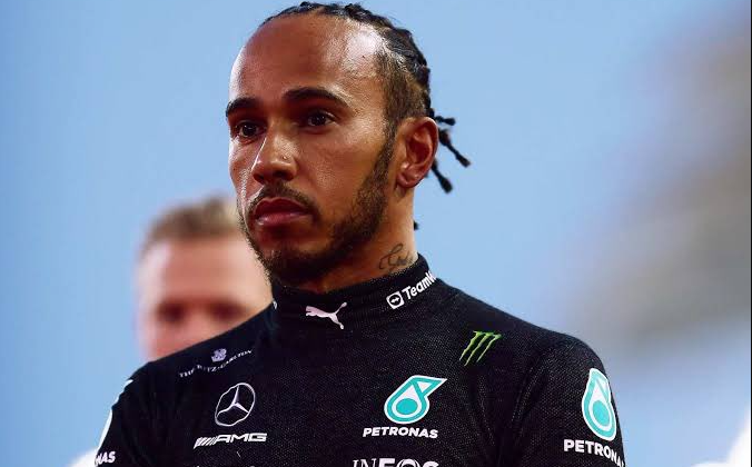 Christian Horner Reveals Lewis Hamilton’s Alleged Talks with Red Bull and Ferrari Earlier This Year