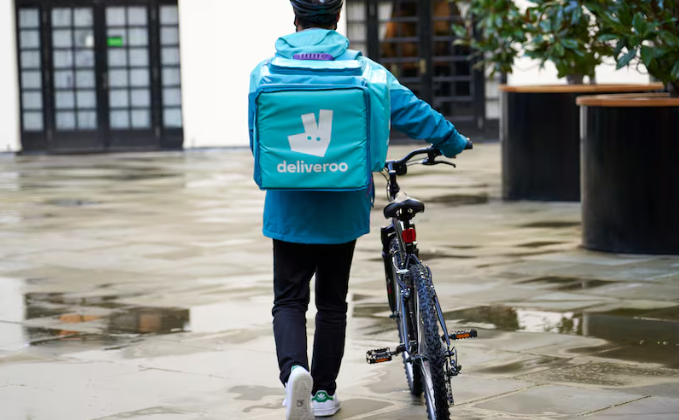 Deliveroo to Provide Free Childcare for Riders