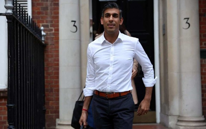 Sunak Fights On Despite Polls Predicting Labour Landslide