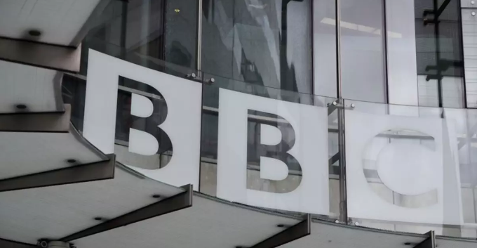 TV and Film Industry Figures Demand Urgent Inquiry into Antisemitism at BBC