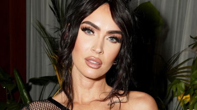Megan Fox Attends Pre-Grammys Party Despite Injuries