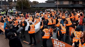Just Stop Oil Activists Halt Traffic in Islington to Support Imprisoned Protesters