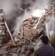 Dramatic Aftermath of Building Collapse in Davenport, Iowa Captured in Video